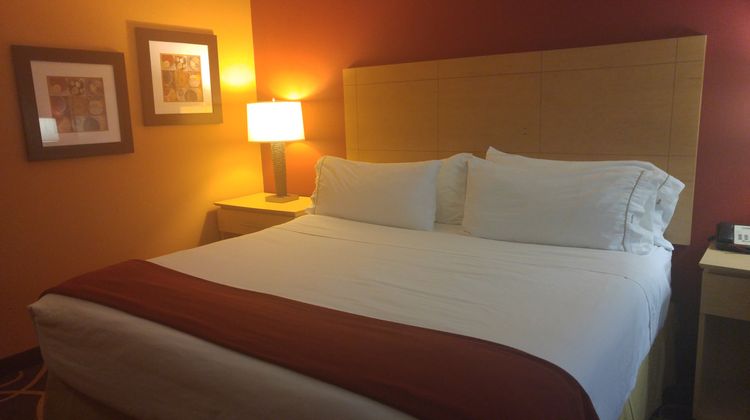 Holiday Inn Express Room