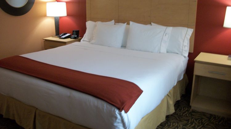 Holiday Inn Express Room