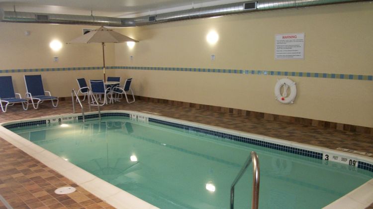 Holiday Inn Express Pool