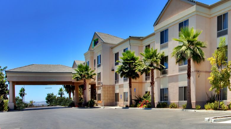 <b>Holiday Inn Express Hotel & Suites Exterior</b>. Images powered by <a href="https://www.leonardoworldwide.com/" title="Leonardo Worldwide" target="_blank">Leonardo</a>.