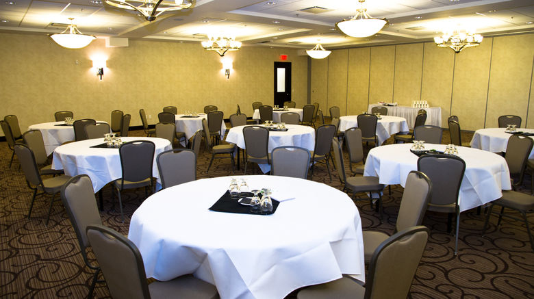 <b>Holiday Inn and Suites Red Deer South Ballroom</b>. Images powered by <a href="https://www.leonardoworldwide.com/" title="Leonardo Worldwide" target="_blank">Leonardo</a>.