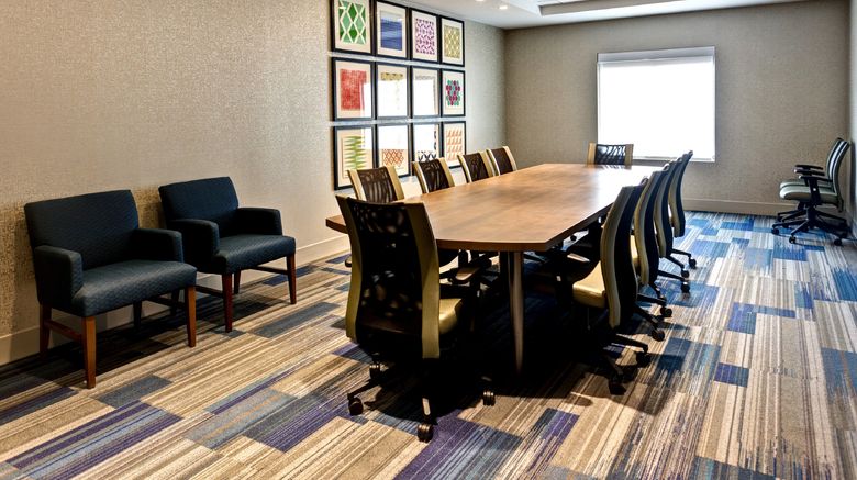 <b>Holiday Inn Express & Suites Manhattan Meeting</b>. Images powered by <a href="https://www.leonardoworldwide.com/" title="Leonardo Worldwide" target="_blank">Leonardo</a>.