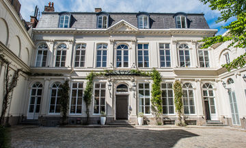 Clarance Hotel