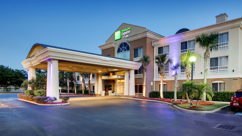 Holiday Inn Express Inn  and  Suites South Exterior. Images powered by <a href="https://www.leonardoworldwide.com" target="_blank" rel="noopener">Leonardo</a>.