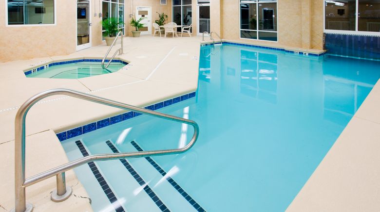 <b>Holiday Inn Asheville-Downtown Pool</b>. Images powered by <a href="https://www.leonardoworldwide.com/" title="Leonardo Worldwide" target="_blank">Leonardo</a>.
