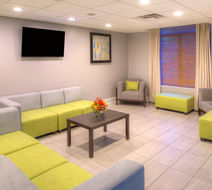 Holiday Inn Belcamp Aberdeen Lobby