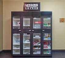 Candlewood Suites Western Crossing Lobby