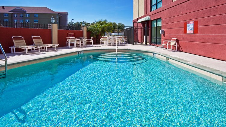 Holiday Inn Express & Suites Oldsmar Pool