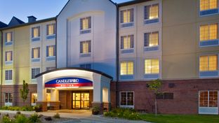 Candlewood Suites Omaha
