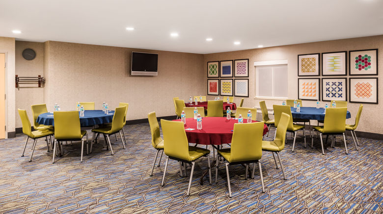 <b>Holiday Inn Express Meeting</b>. Images powered by <a href="https://www.leonardoworldwide.com/" title="Leonardo Worldwide" target="_blank">Leonardo</a>.