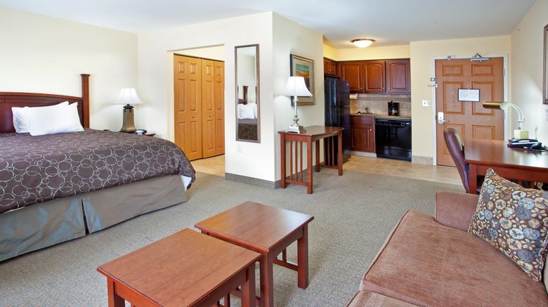 <b>Staybridge Suites Elkhart North Room</b>. Images powered by <a href="https://www.leonardoworldwide.com/" title="Leonardo Worldwide" target="_blank">Leonardo</a>.