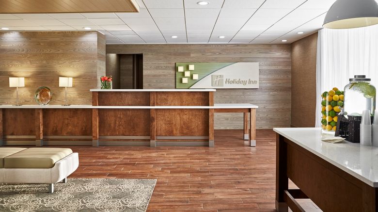 <b>Holiday Inn Alexandria-Carlyle Lobby</b>. Images powered by <a href="https://www.leonardoworldwide.com/" title="Leonardo Worldwide" target="_blank">Leonardo</a>.