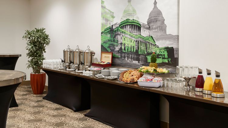 Holiday Inn Alexandria-Carlyle Meeting
