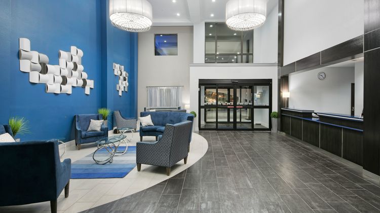Holiday Inn Express/Suites Houston Intl Lobby