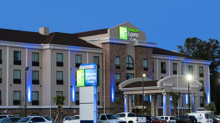 Holiday Inn Express/Suites Houston Intl Exterior