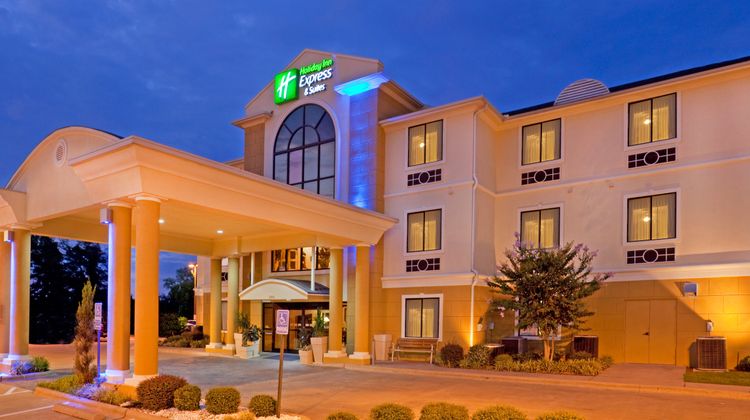 Holiday Inn Express Exterior