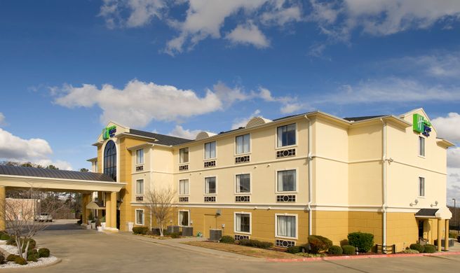 Holiday Inn Express Exterior