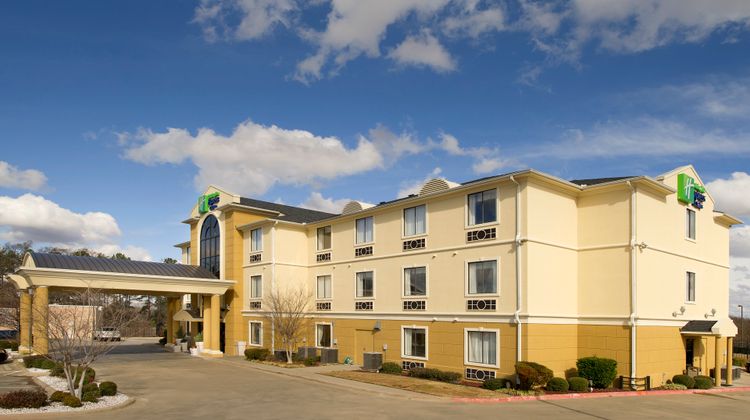 Holiday Inn Express Exterior
