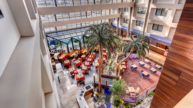 Crowne Plaza - Foster City Hotel Lobby