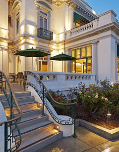 Glorietta Bay Inn