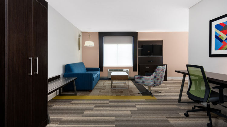 Holiday Inn Express Room