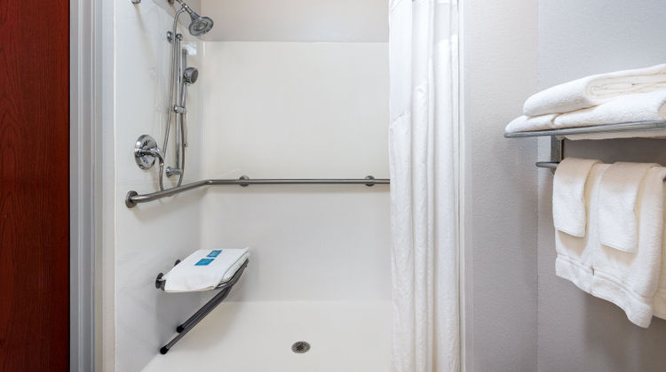 Holiday Inn Express Room