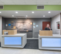 Holiday Inn Express Lobby