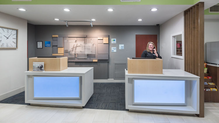Holiday Inn Express Lobby