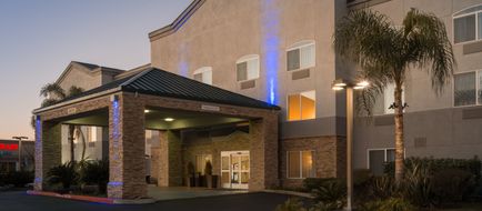 Holiday Inn Express Rocklin Exterior