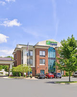Holiday Inn Express & Suites