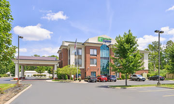 Holiday Inn Express & Suites