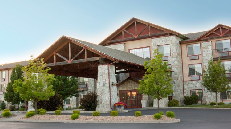 Holiday Inn Express Hotel & Suites Exterior