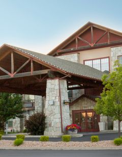 Holiday Inn Express Hotel & Suites