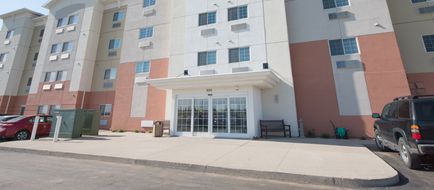 Candlewood Suites Minot Exterior