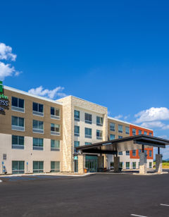 Holiday Inn Express & Stes Reedsville