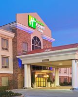 Holiday Inn Express Hotel & Suites