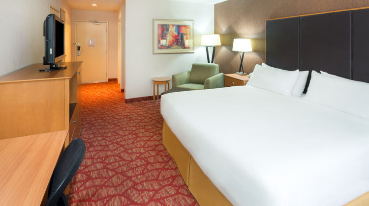 Holiday Inn Express Room