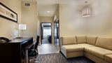 Holiday Inn Hotel & Suites NW Room