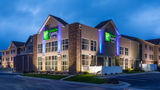 Holiday Inn Express & Suites Rapid City Exterior