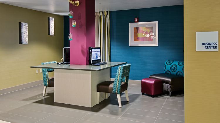 Holiday Inn Express & Suites Carlisle Other