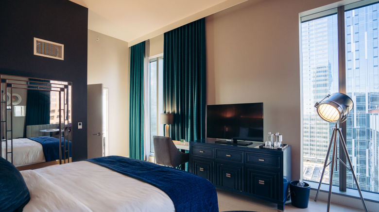 <b>Hotel Indigo Los Angeles Downtown Suite</b>. Images powered by <a href="https://www.leonardoworldwide.com/" title="Leonardo Worldwide" target="_blank">Leonardo</a>.