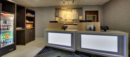 Holiday Inn Express Horse Cave Exterior
