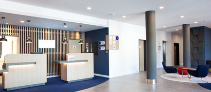 Holiday Inn Express Frankfurt Airport Exterior