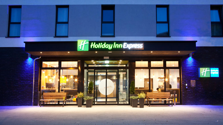 <b>Holiday Inn Express Frankfurt Airport Exterior</b>. Images powered by <a href="https://www.leonardoworldwide.com/" title="Leonardo Worldwide" target="_blank">Leonardo</a>.
