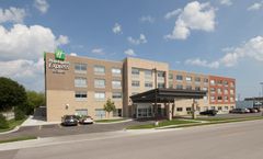 Holiday Inn Express & Suites Downtown