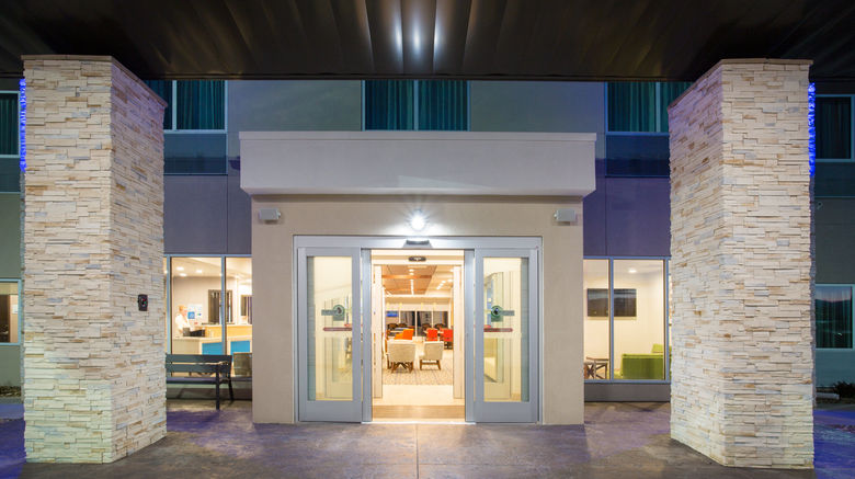<b>Holiday Inn Express & Suites Rushmore So Exterior</b>. Images powered by <a href="https://www.leonardoworldwide.com/" title="Leonardo Worldwide" target="_blank">Leonardo</a>.