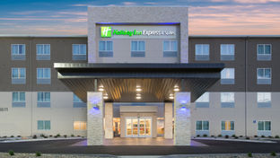 Holiday Inn Express & Suites Rushmore So