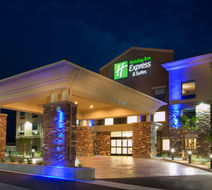 Holiday Inn Express & Suites Pahrump Exterior