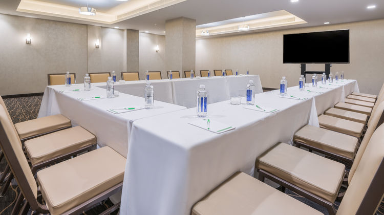 Holiday Inn Brooklyn Downtown Meeting