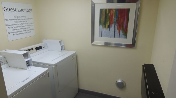 Holiday Inn Express/Suites Birmingham E Other